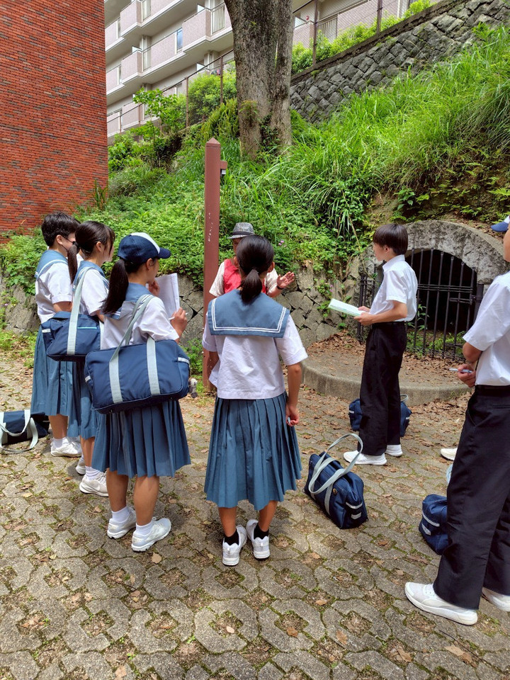 0857f4d4deb144d895ae4b71719585c5